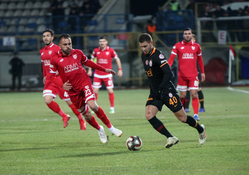 Galatasaray Bolu'da avantajı kaptı