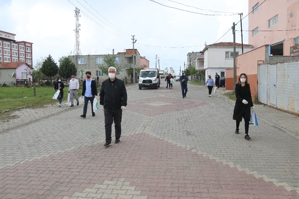 Baskan Yuksel Ergene De Maske Dagitmaya Devam Ediyor Tekirdag Haberleri