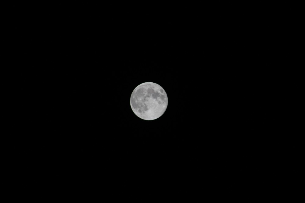 Iğdır’da gözüken Süper Ay görsel şölen oluşturdu