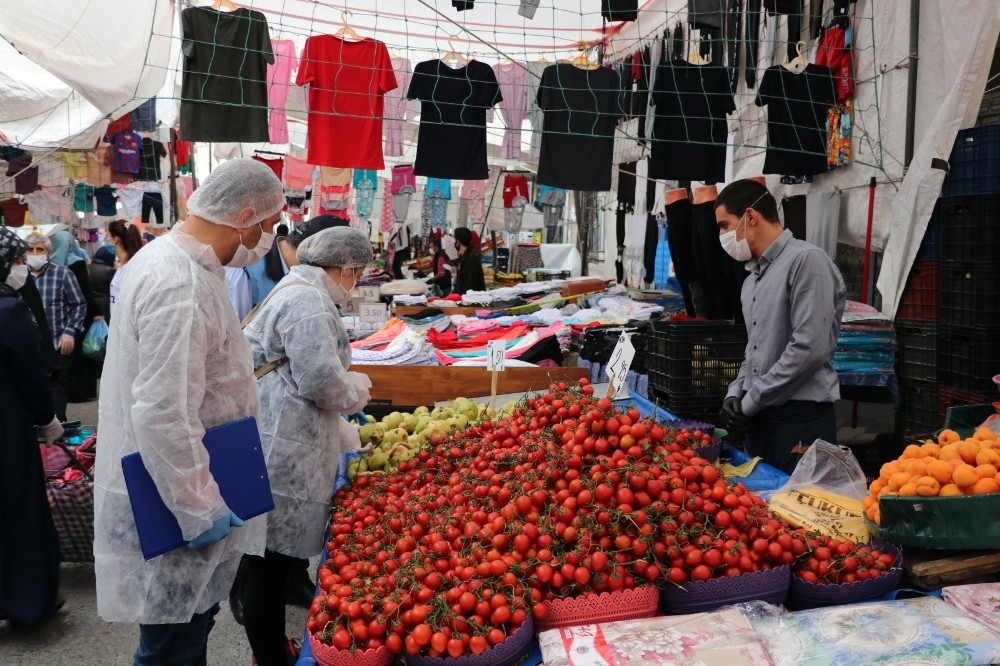 Sultanbeyli’de avm, pazar, berber ve otobüs denetimleri devam ediyor