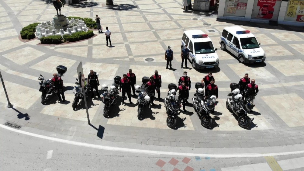 Denizli’de motosikletli Yunus Timleri halkın bayramını böyle kutladı