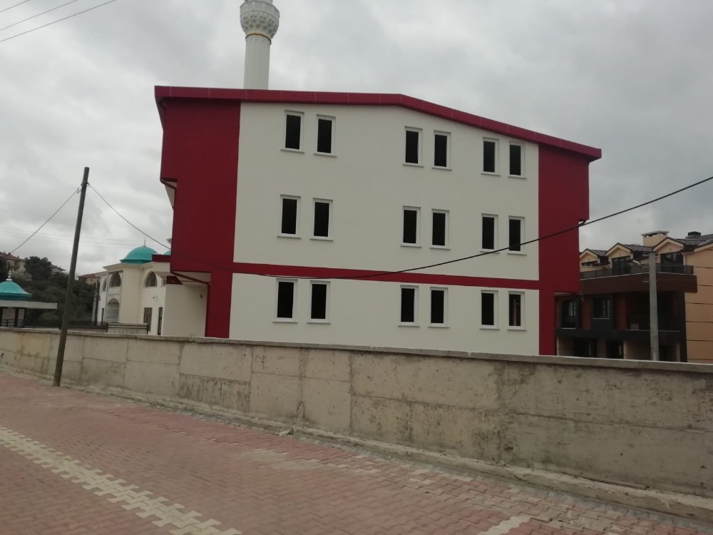 Büyükşehir’den Darıca Bilal Habeşi Camii ve kuran kursuna malzeme yardımı