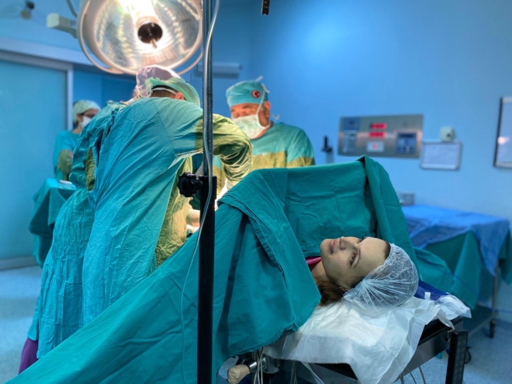 Doktor Esinin Sezaryen Ameliyatini Yapti Cifte Mutluluk Yasadi Ordu Haberleri