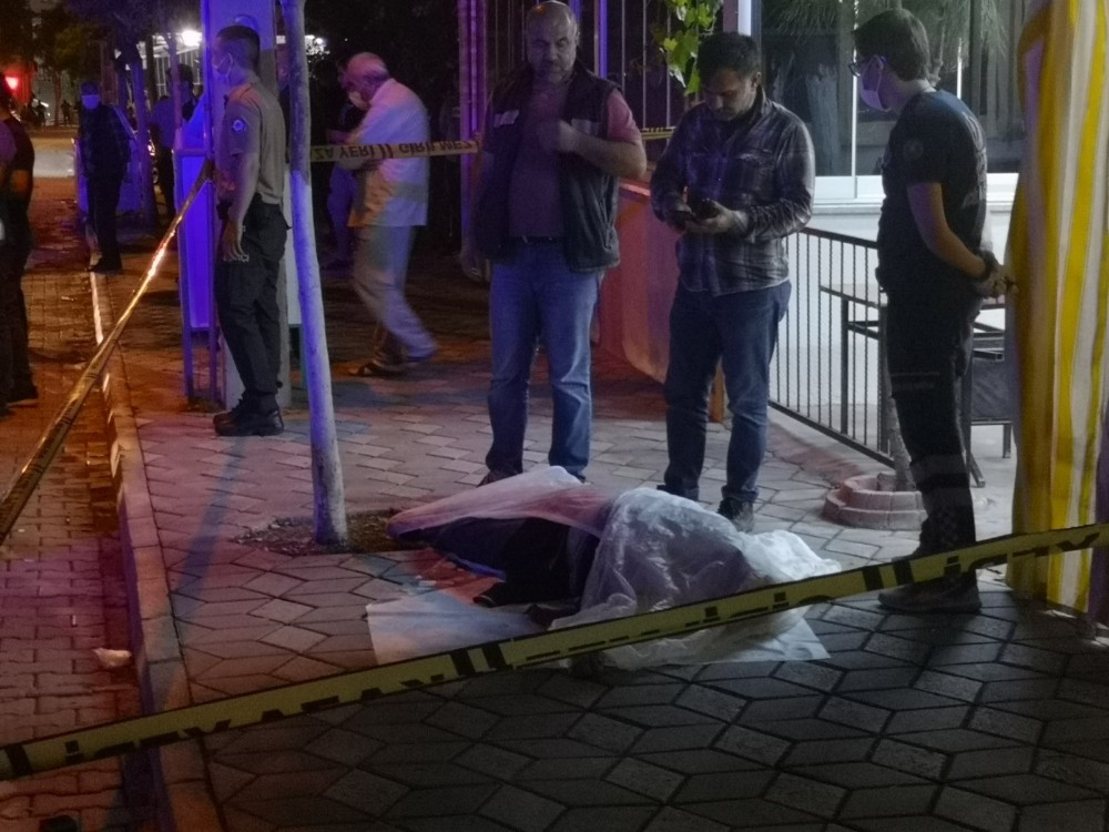 Manisa Da Bicakli Kavga 1 Olu Manisa Haberleri