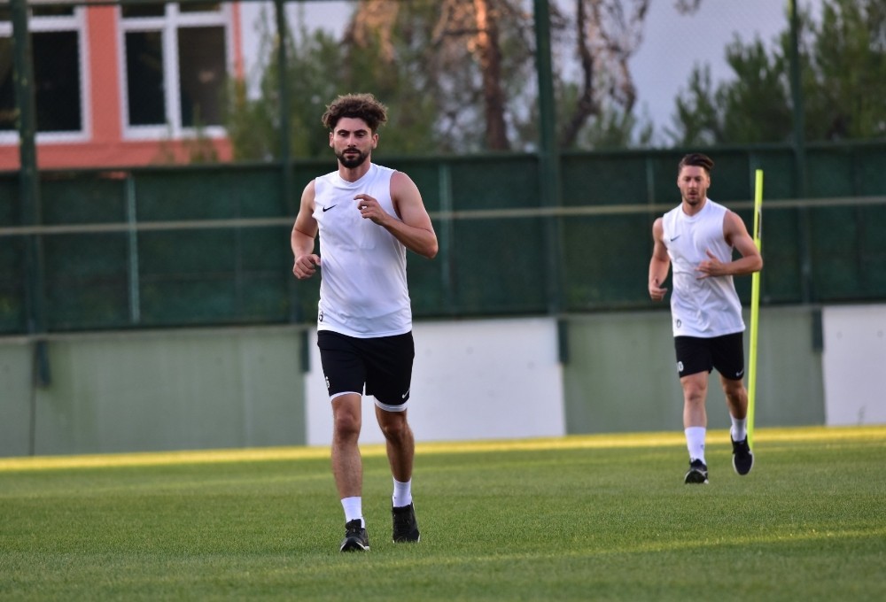 Manisa FK’da hazırlıklar devam ediyor Manisa Haberleri