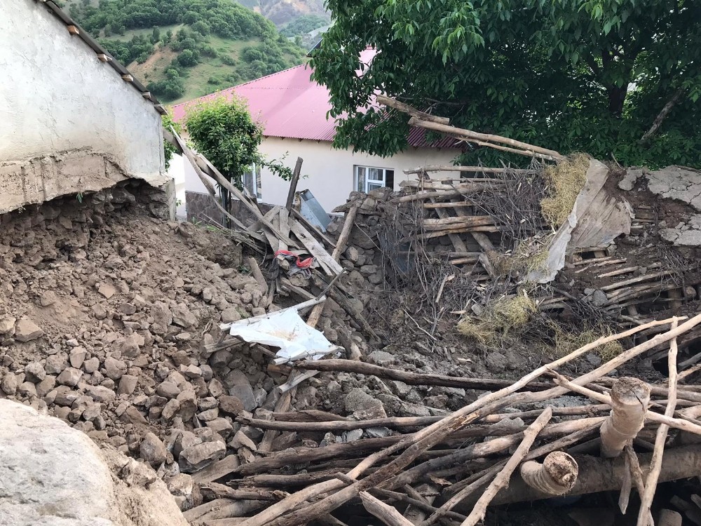 bingol yedisu da 4 3 luk deprem samanlik coktu bingol haberleri