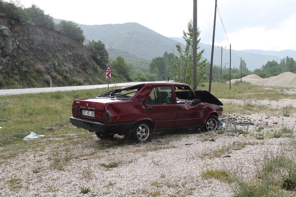kastamonu da yoldan cikan otomobil takla atti 2 yarali kastamonu haberleri kastamonu da yoldan cikan otomobil takla atti 2 yarali kastamonu haberleri