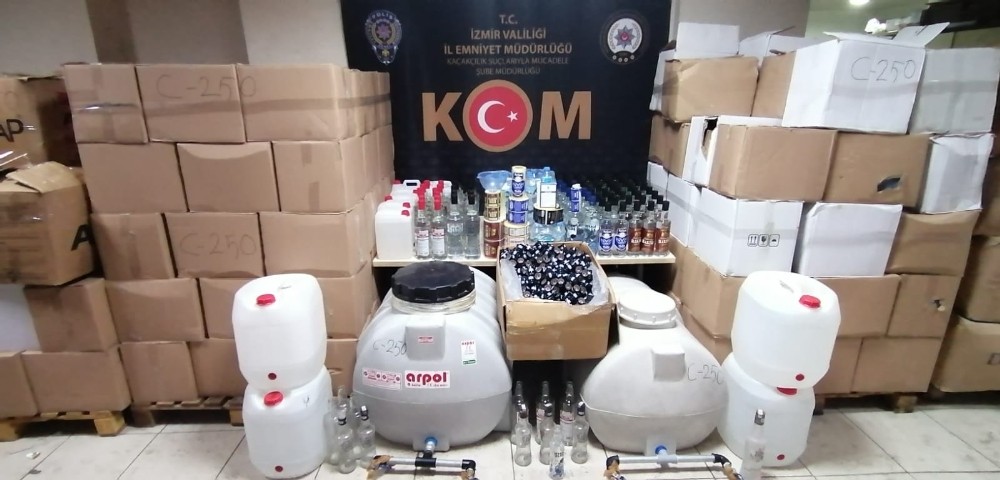 İzmir’de sahte içki operasyonunda yakalanan 4 kişi tutuklandı