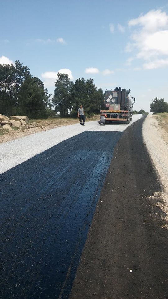 Altıntaş ilçesi Osmaniye-Yaylaköy arasında asfalt çalışmaları