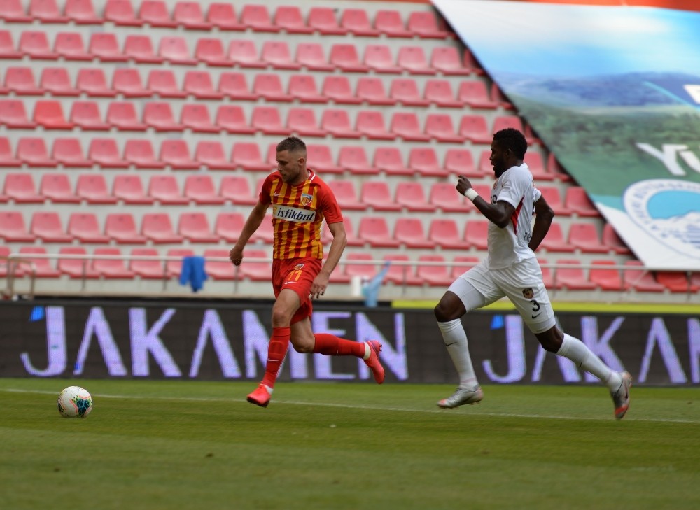 Süper Lig: Hes Kablo Kayserispor: 0 - Gaziantep FK: 0  İlk yarı