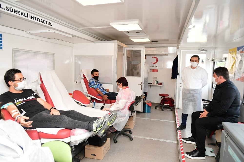 Altınordu Belediyesi’nden Kızılay’a kan desteği