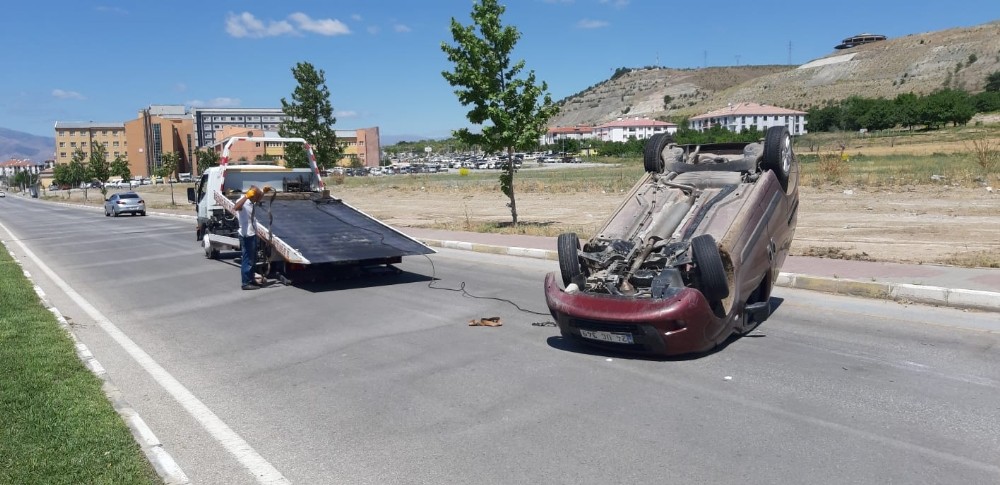 Erzincan’da Trafik Kazası: 1 Yaralı - Erzincan Haberleri