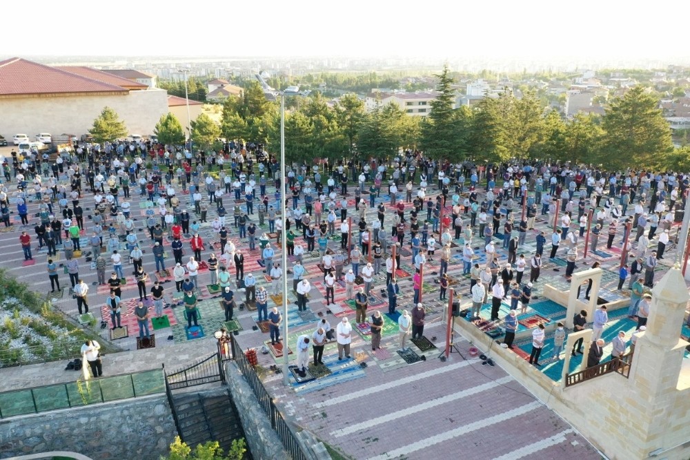 Yeşilyurt Namazgah’ta Kurban Bayramı namazı heyecanı yaşandı