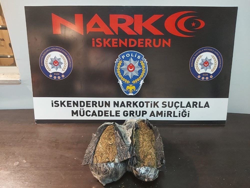 Iskenderun Da Supheli Sahislarin Uzerinde 3 Kilo 800 Gram Uyusturucu Yakalandi Hatay Haberleri
