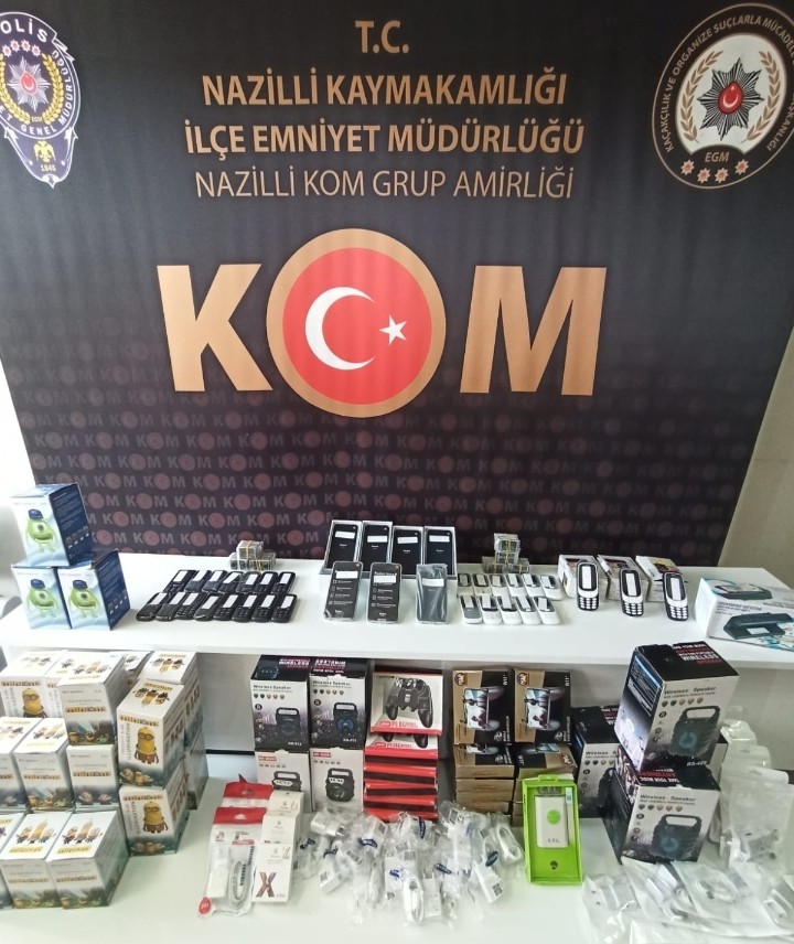 Nazilli De Kacak Telefon Operasyonu Aydin Haberleri