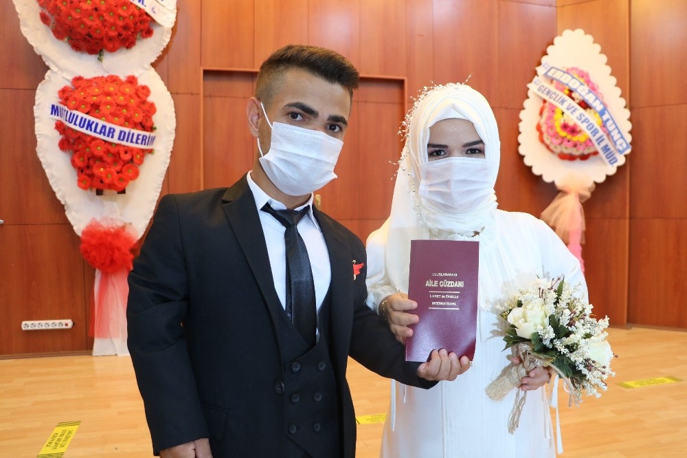 Türkiye şampiyonu ’Cep Herkülü’ dünya evine girdi