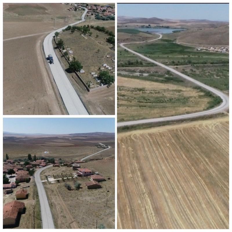 Kırşehir’de, Çiçekdağı- Baraklı-Akbıyık ile Gölcük-Konurkale yol yapım çalışmaları tamamlandı