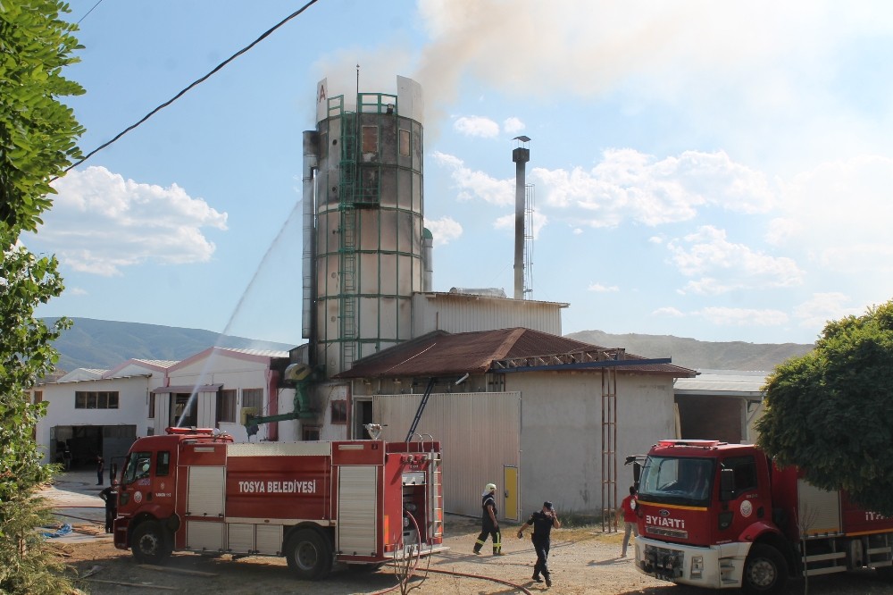 Kastamonu’da patlayan talaş silosu paniğe neden oldu