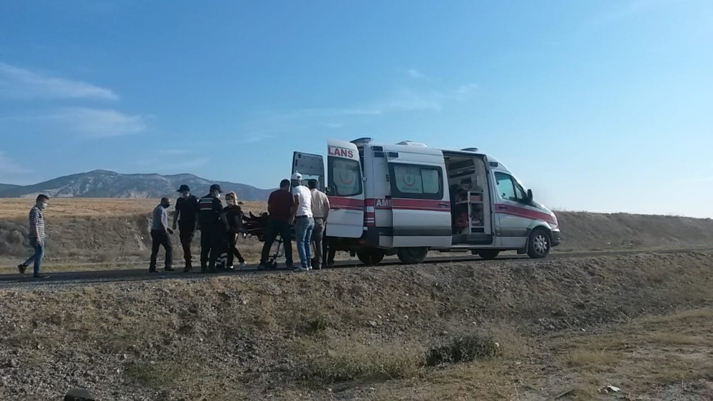 Nallıhan-Ankara karayolunda kaza: 2 yaralı