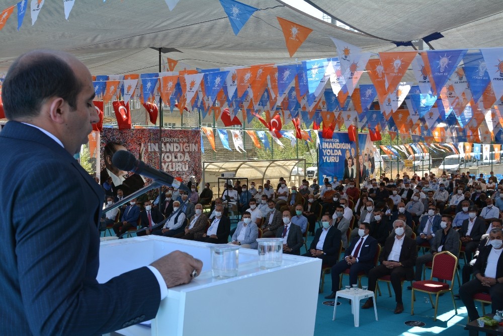 AK Parti Hakkari merkez ilçe kongresi yapıldı