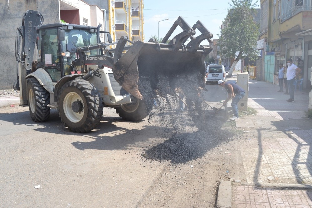Bismil’de asfalt çalışmaları sürüyor