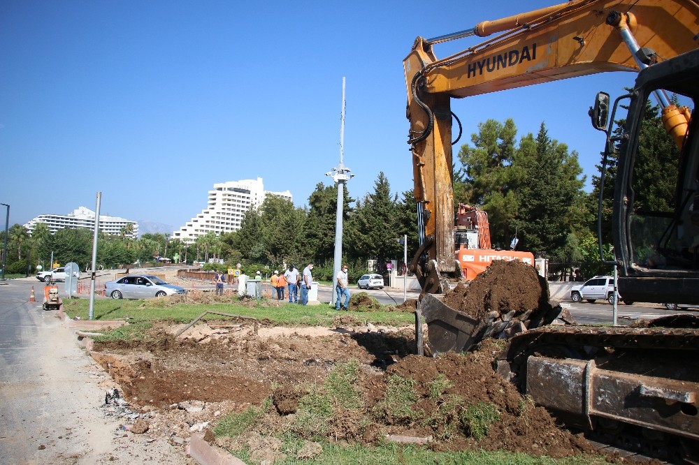 3 Etap Rayli Sistem Calismasi Konyaalti Caddesi Ne Ulasti Antalya Haberleri