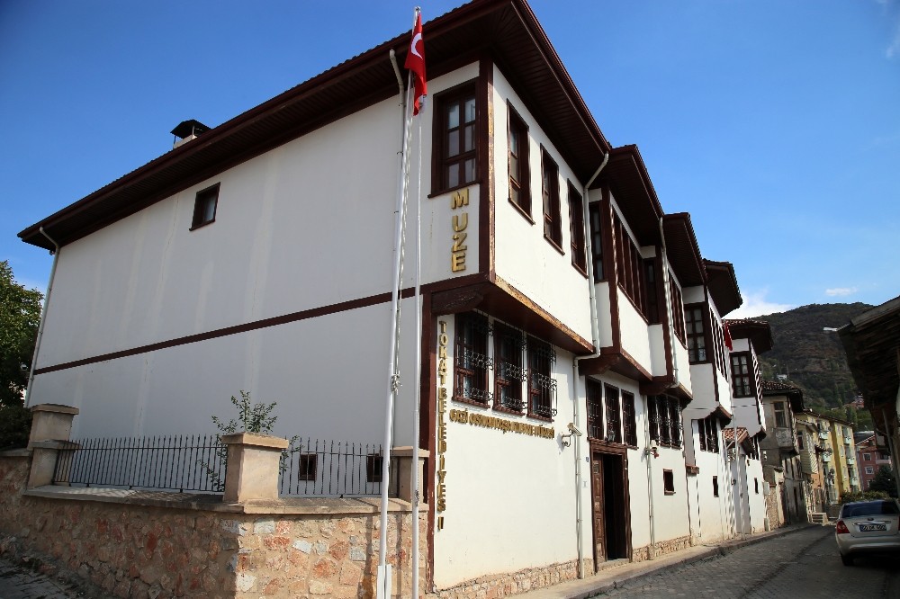 Gazi Osman Paşa Müzesi ziyaretçilerini ağırlıyor