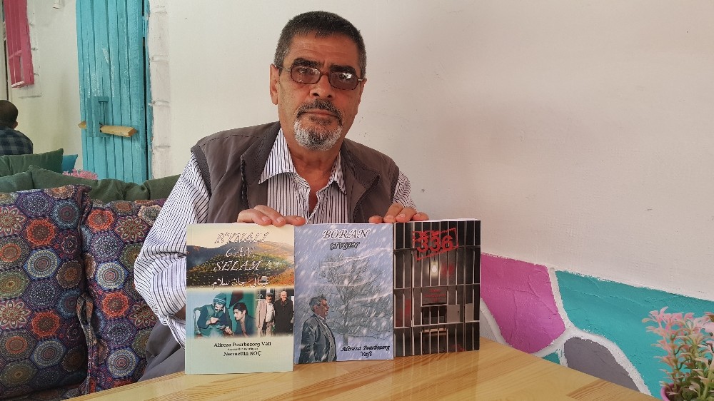 Eskişehir’de yaşayan İranlı Şair Ali Vafi’nin 3 şiir kitabı yayınlandı