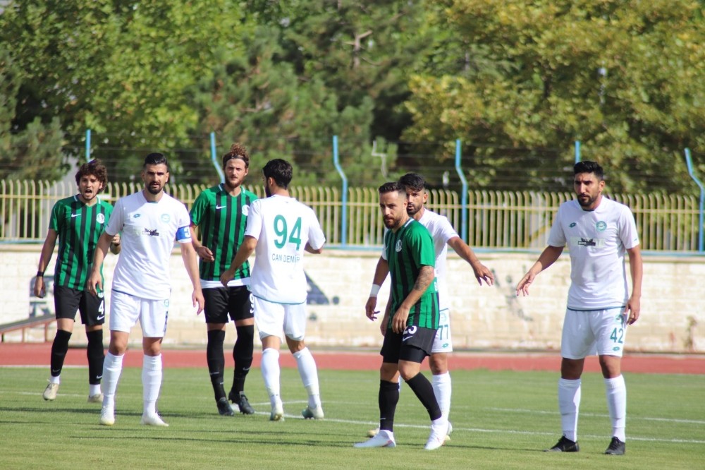 TFF 2. Lig: 1922 Konyaspor: 0 - Sakaryaspor: 1 - - Konya ...