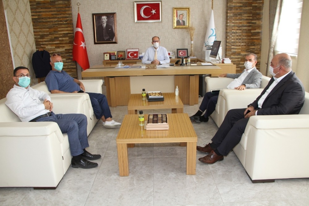 Kanaat önderleri Kaymakam Türkmen ile bir araya geldi