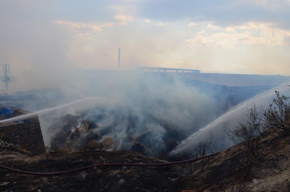 Hatay’da Organize Sanayi Bölgesinde fabrika yangını sürüyor