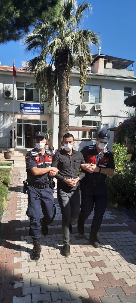 10 aydır kılık değiştirerek kaçan cezaevi firarisi İzmir’de yakalandı