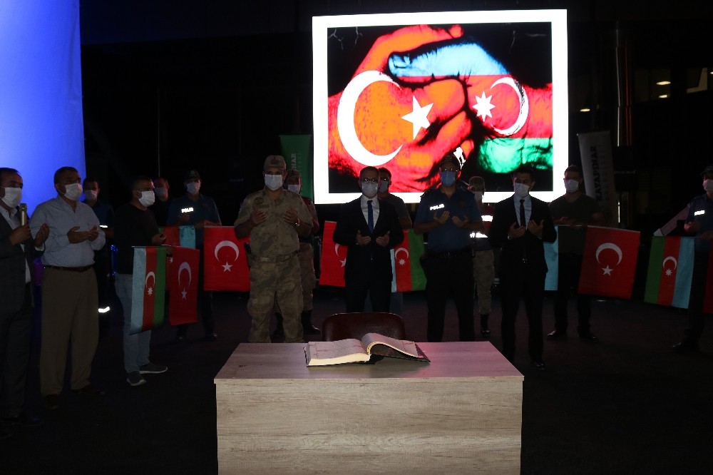Diyarbakır’da Azerbaycan’ın zaferi için Kur’an-ı Kerim okundu, dua edildi