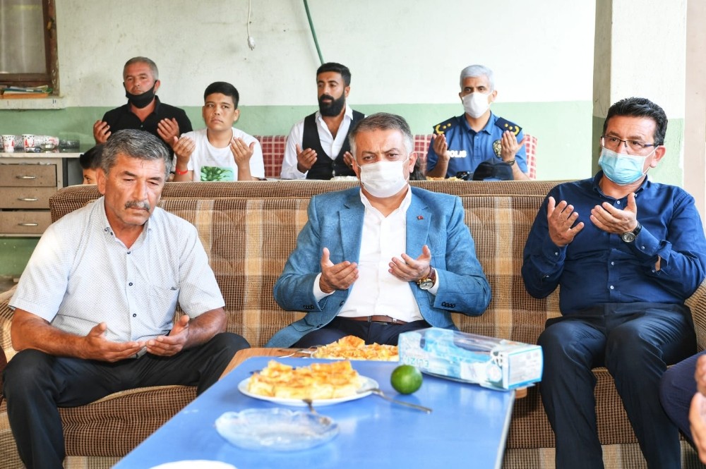 Antalya Valisi Ersin Yazıcı : “Allah’a şükür Antalya’daki hasta sayısı düşüşe geçti”