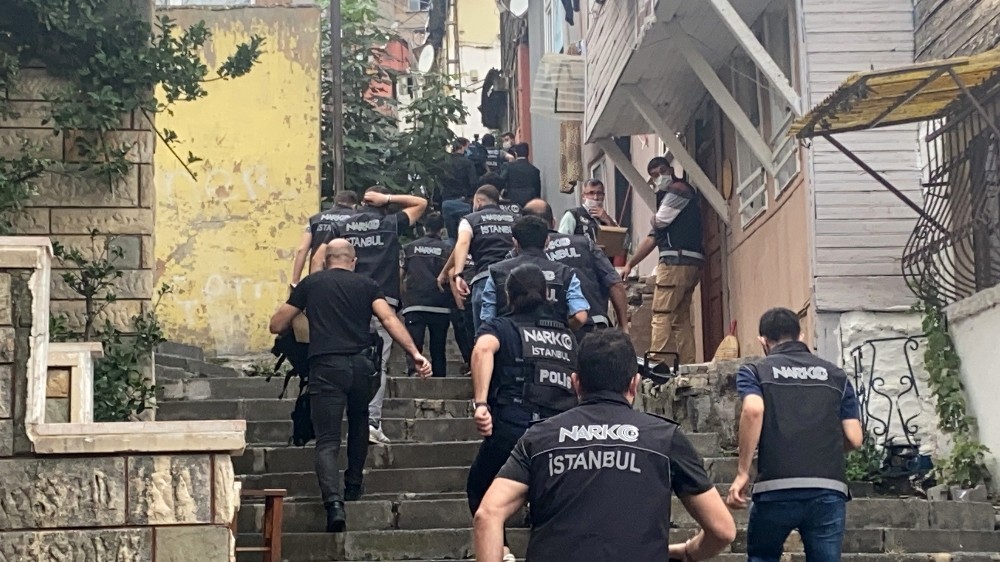 İstanbul’da özel harekat destekli dev narkotik operasyonu