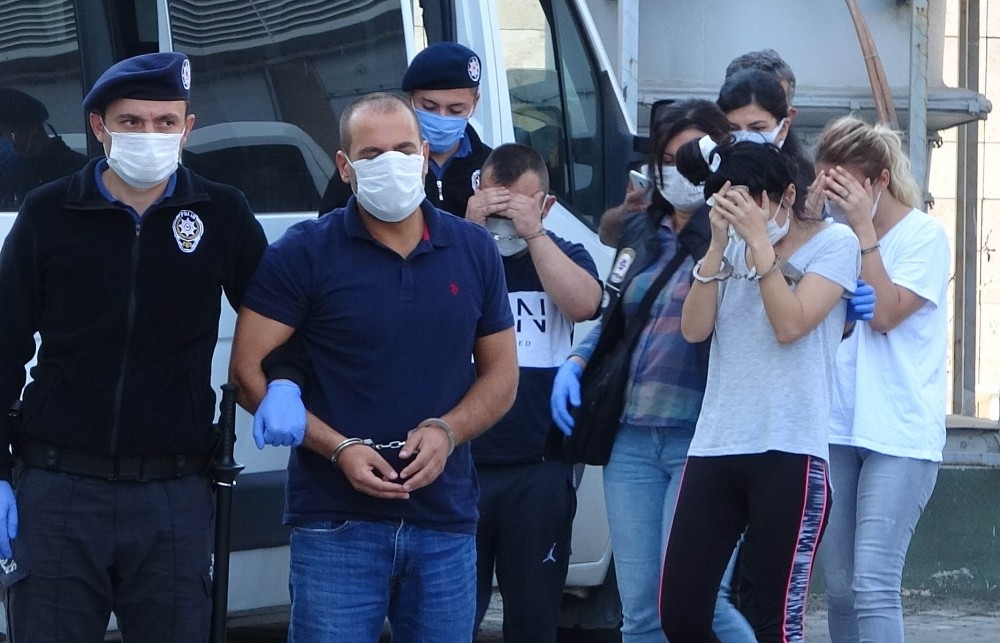 Samsun’da 20 bin 689 uyuşturucu hapla yakalanan 4 kişi tutuklandı