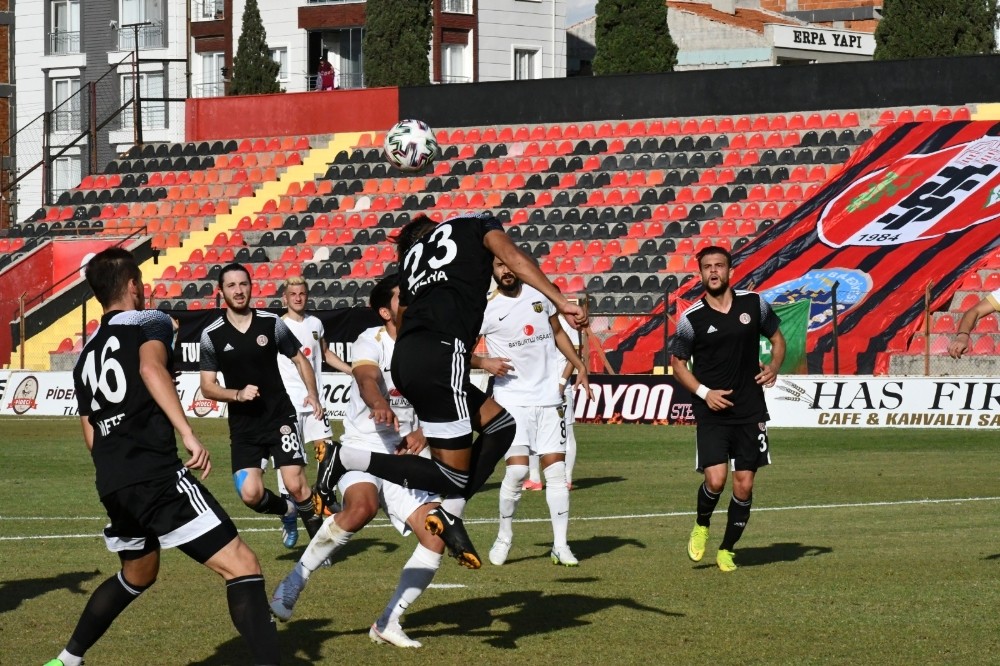 TFF 2. Lig: Turgutluspor: 1 - Bayburt Özel İdare Spor: 0 - Manisa Haberleri