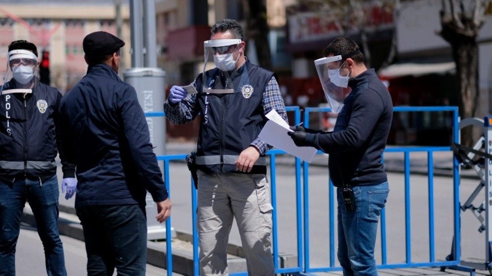 Erzincan’da Covid-19’dan 607 kişi ve 86 işletmeye idari para cezası uygulandı