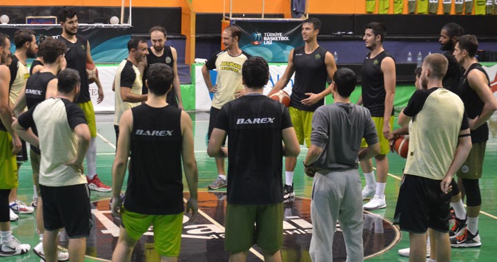 Akhisar Belediyespor Basketbol Takımı’nda 13 kişinin testi pozitif çıktı