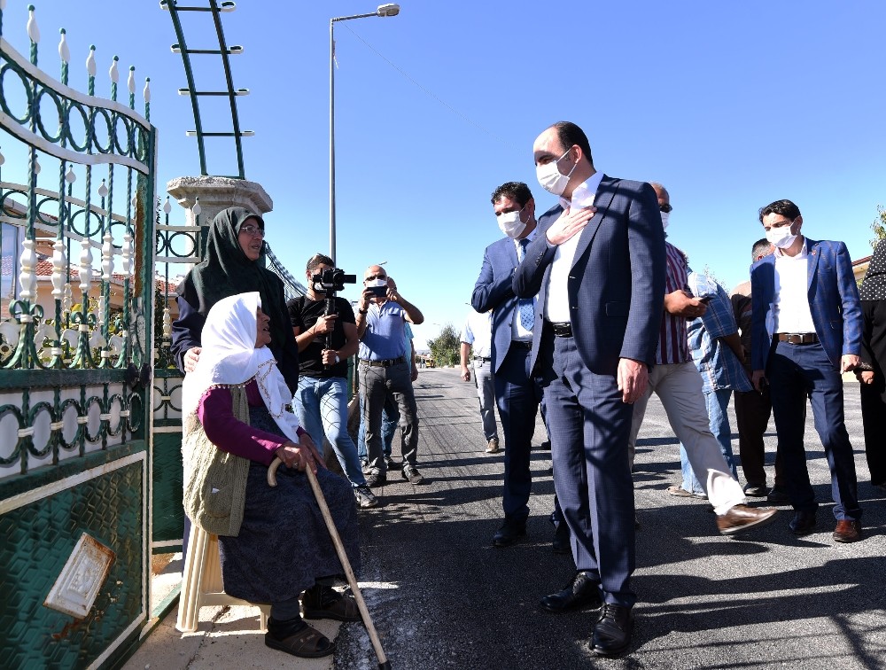Başkan Altay Hüyük’ü ziyaret etti