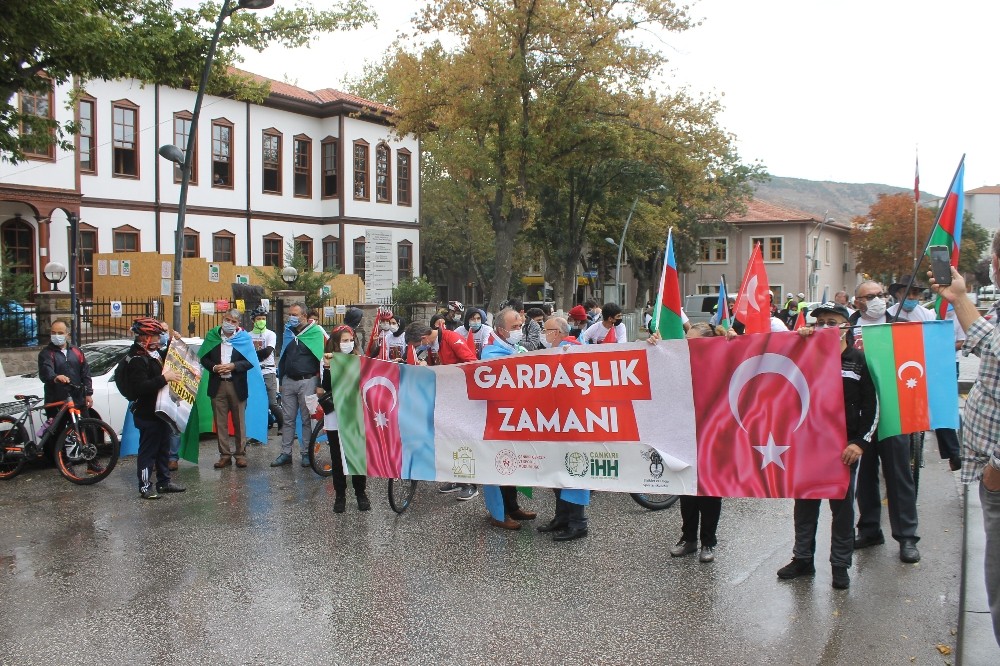 Azerbaycan’a destek için pedal çevirdiler