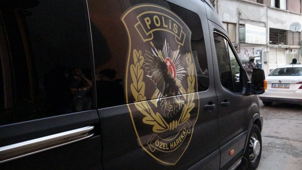 Bursa’da FETÖ/PDY operasyonu: Biri polis 12 kişi gözaltına alındı