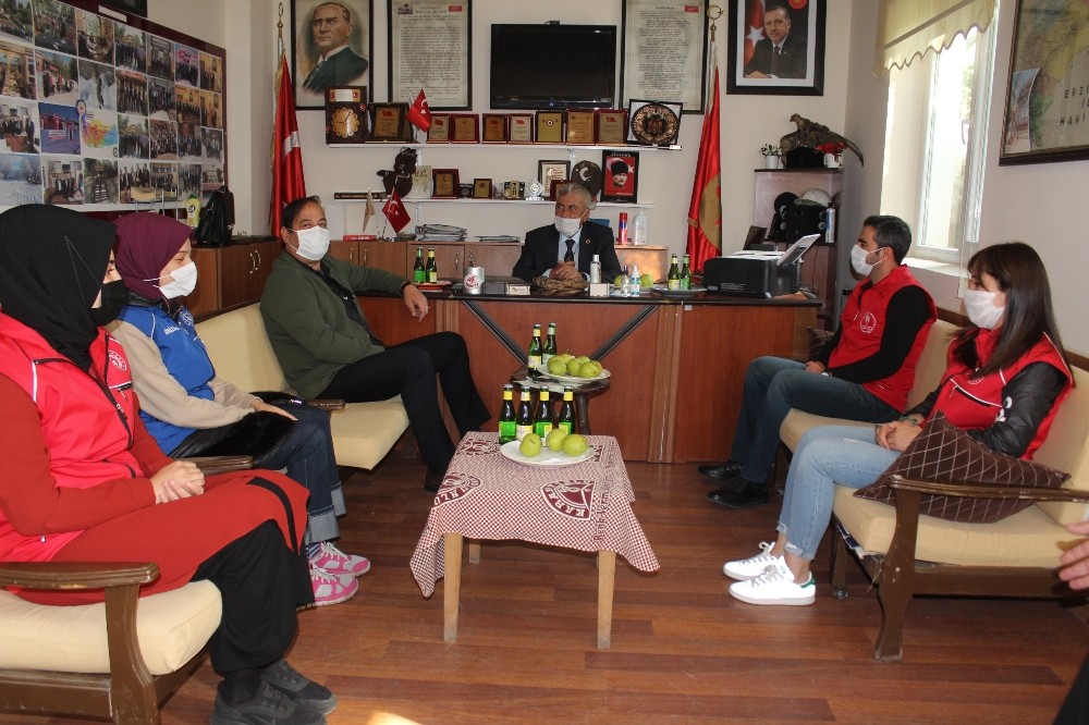 Erzincan Gençlik Merkezinden Muhtarlar Günü ziyareti