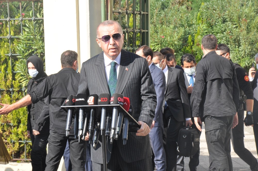 Cumhurbaşkanı Recep Tayyip Erdoğan; S-400 testi yapıldı doğrudur, halen yapılıyor. Amerika’nın bu yaklaşımı kesinlikle bizi bağlamaz
