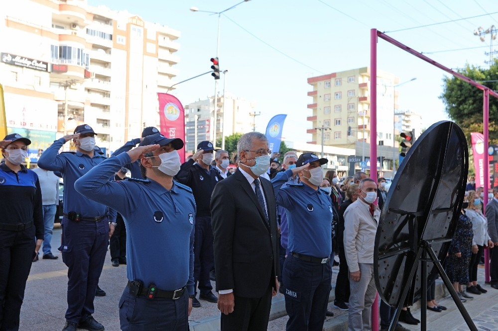 Atatürk, Mezitli’de törenle anıldı