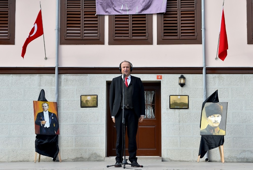 Başkan Hançerli, 10 Kasım’da Atatürk’ü Evi’nde andı