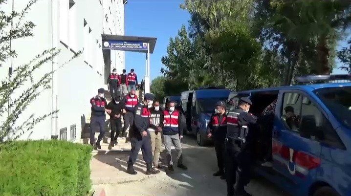 Adana’da terör örgütü operasyonu: 6 gözaltı