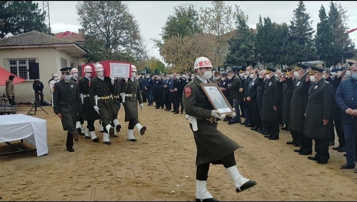 Edirne şehidini uğurladı