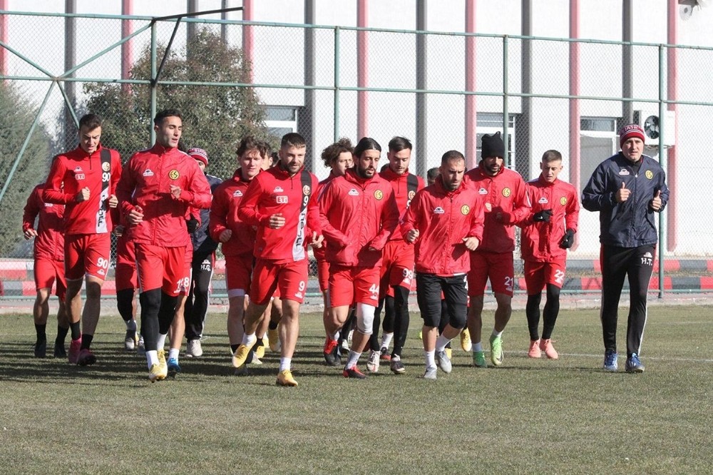 Eskişehirspor Altınordu maçının hazırlıklarını tamamladı