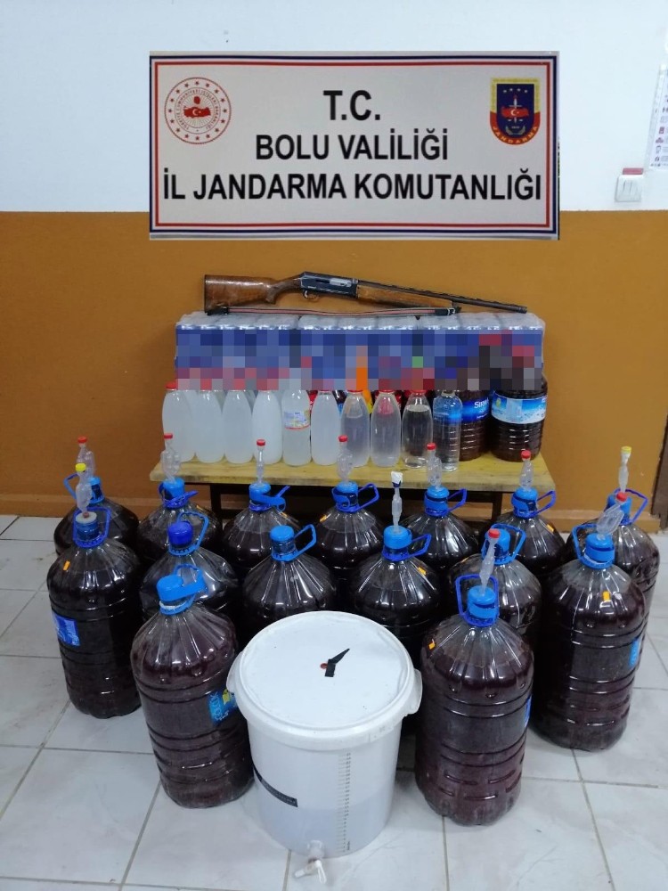 Bolu’da 375 litre sahte alkollü içki ele geçirildi
